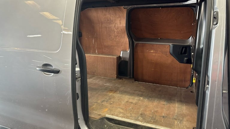 2021 Citroen Dispatch 1400 2.0 BlueHDi 120 Van Enterprise M PANEL VAN Diesel Manual