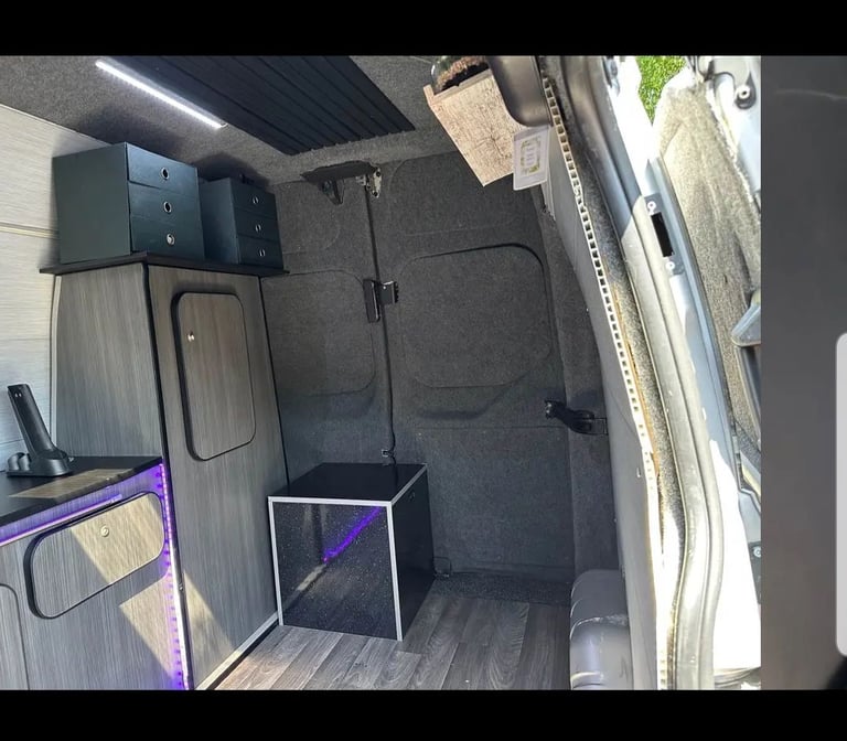 Camper Van, Ford, TRANSIT CUSTOM, Hi Top, 2015, 2198 (cc)