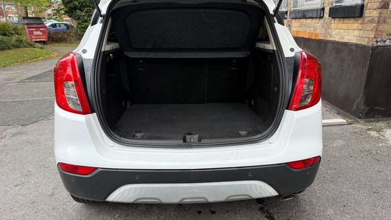 2017 Vauxhall Mokka X 1.4T Elite Nav 5dr HATCHBACK Petrol Manual