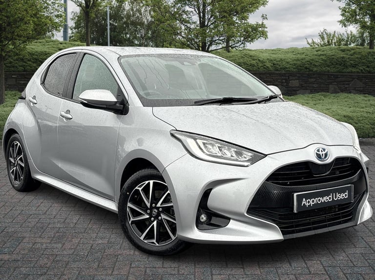 2022 Toyota Yaris 1.5 Hybrid Design 5dr CVT Hatchback Hybrid Automatic