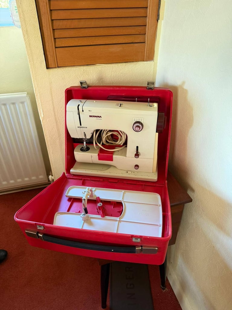 Bernina  Minimatic 807 sewing machine