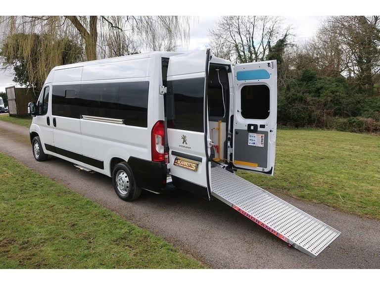 2024 Peugeot Boxer 2.2 BlueHDi 335 L3 H2 Professional Premium + Wheelchair Accessible Minibus  Mi...