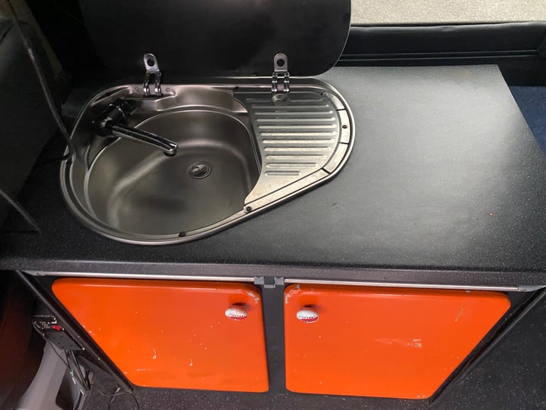 Vw transporter t5 4berth campervan 12 months mot  and rear seat belts 