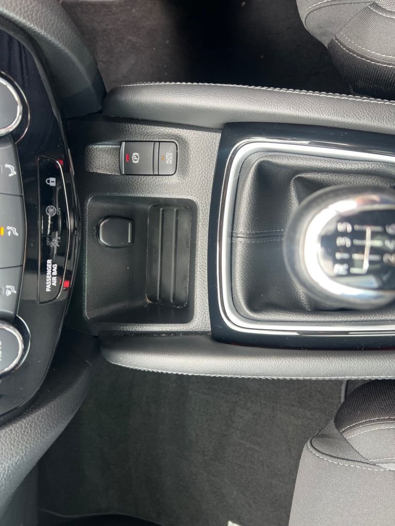 2019 Nissan Qashqai 1.3 DiG-T N-Connecta 5dr HATCHBACK PETROL Manual