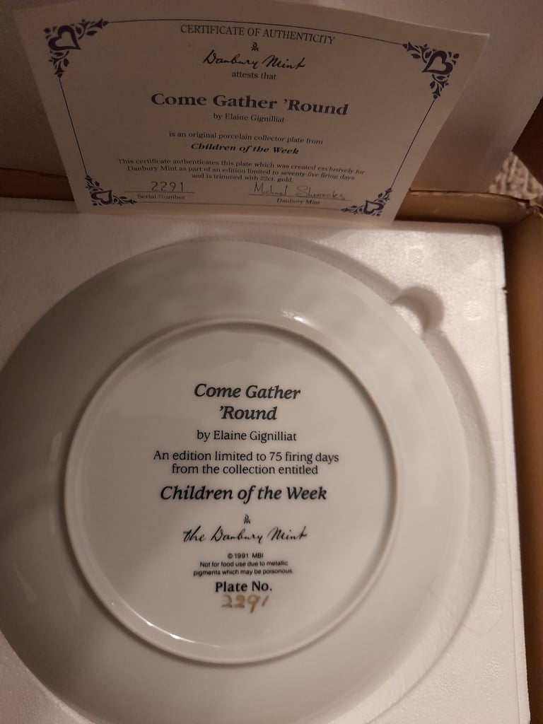 Wall plates 8 Limited Editions by Danbury Mint