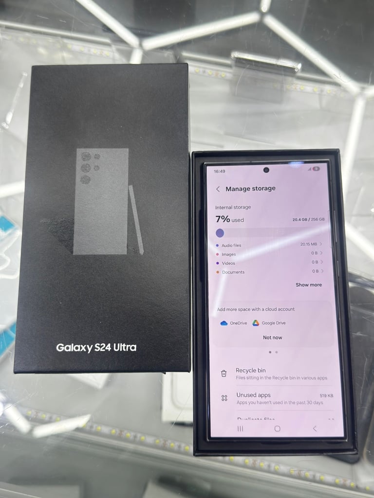 Samsung S24 Ultra 256GB Unlocked with Warranty