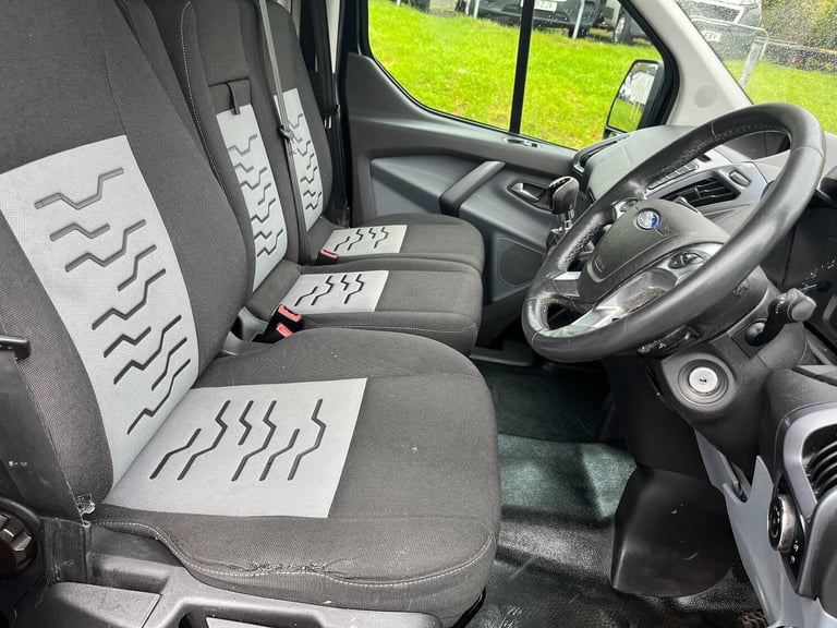 2015 Ford Transit Custom 2.2 TDCi 290 Limited L2 H1 5dr PANEL VAN Diesel Manual