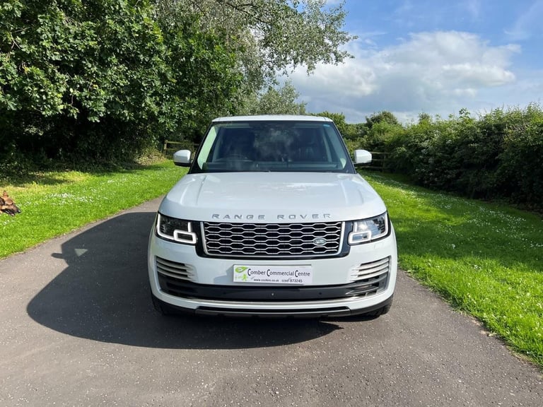August 2018 Land Rover Range Rover 3.0 SD V6 Autobiography (275) Automatic SUV