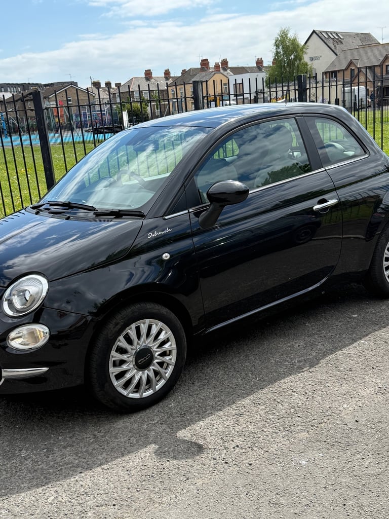 Fiat 500 hybrid, low mileage 72 reg 
