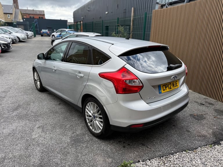 2012 Ford Focus 1.6 Zetec 5dr HATCHBACK Petrol Manual