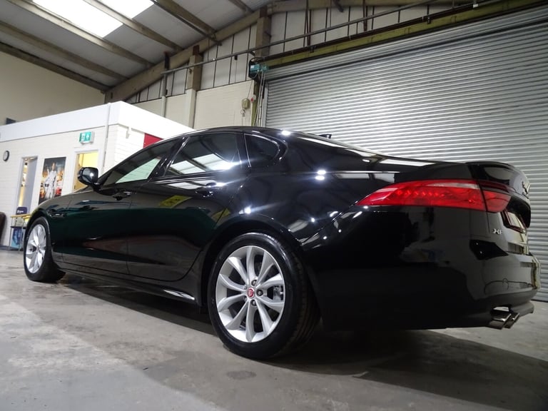 2015 Jaguar XF 2.0d [180] R-Sport 4dr Automatic **LOW MILEAGE*ONLY 15500 MILES FROM NEW** SALOON ...