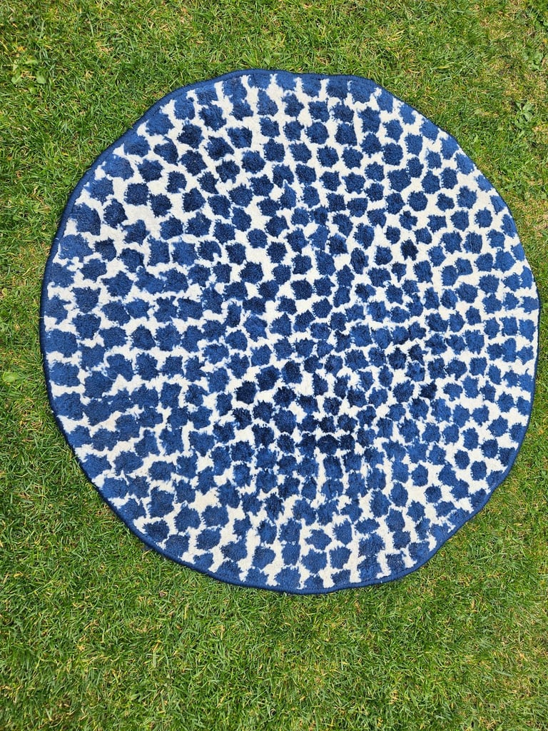 IKEA 'Flong' blue and white circular rug  / carpet  £15