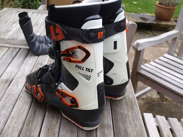 Ski Boots – Full Tilt Descendant 8 ski boots shell size 28.5.