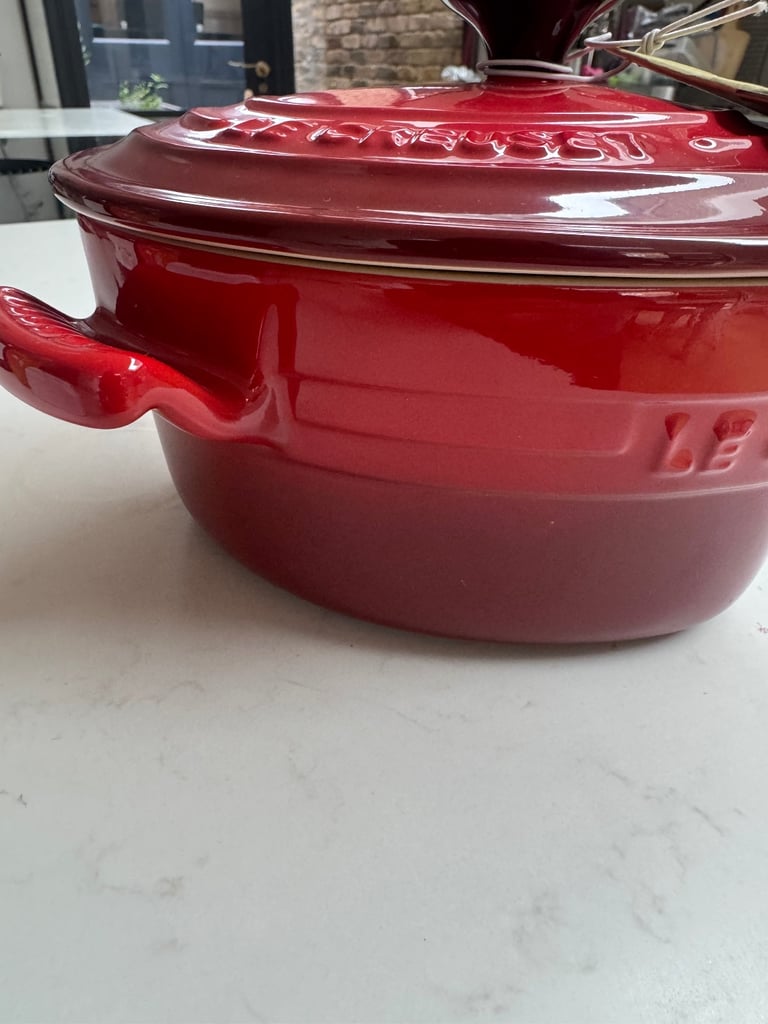 Le Creuset heart shaped bowls x 2