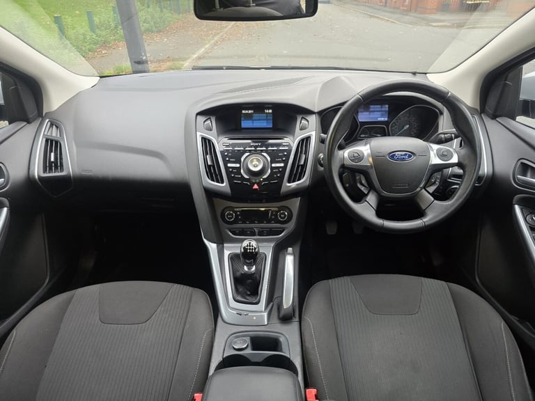 2011 Ford Focus 1.6 EcoBoost Titanium 5dr HATCHBACK Petrol Manual
