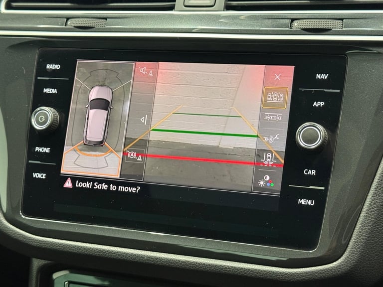2020 Volkswagen Tiguan 2.0 TDI R-Line Tech SUV 5dr Diesel DSG Euro 6 (s/s) (150 ps) ESTATE Diesel...