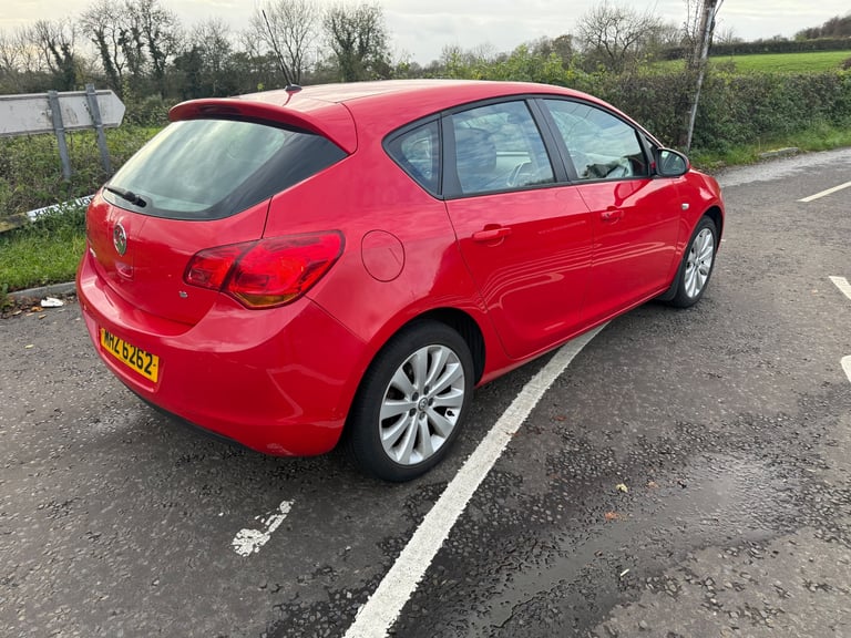 Vauxhall, ASTRA, Hatchback, 2010, Manual, 1598 (cc), 5 doors