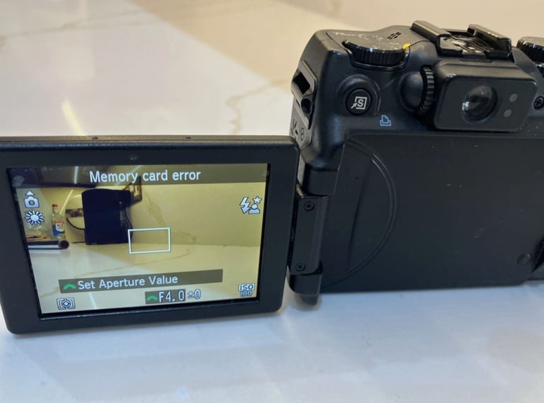 Canon PowerShot G12 Digital Camera