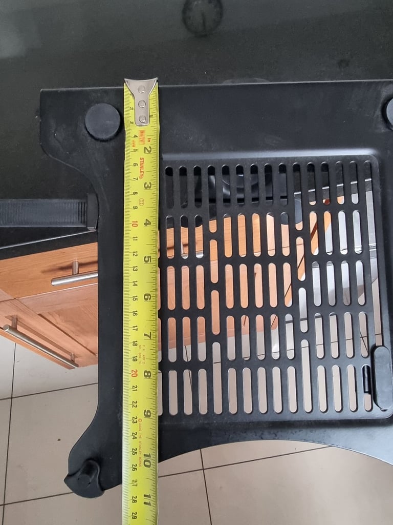 Vertical laptop and monitor stand