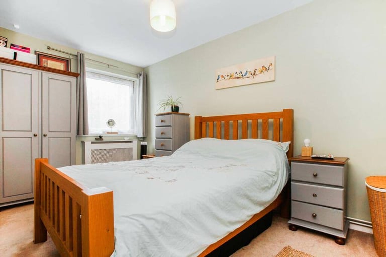 image for 🏡 Double Room – Mile End 🏡🗝