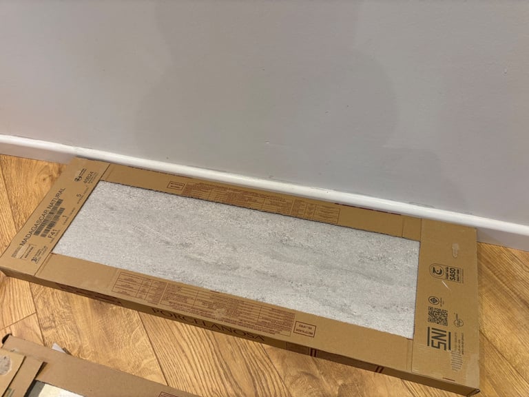 Porcelanosa tiles