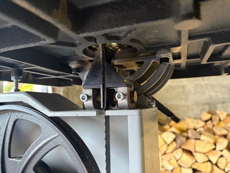 Record Power 12” Bandsaw 