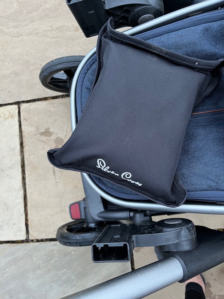 Silver Cross Wave Tandem Pushchair  