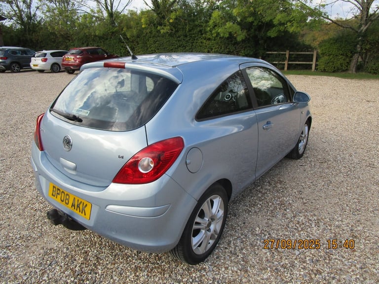 2008 Vauxhall Corsa 1.4i 16V Design 3dr Auto HATCHBACK Petrol Automatic