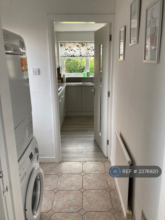 3 bedroom house in The Roundmeade, Maghull, L31 (3 bed) (#2376920)