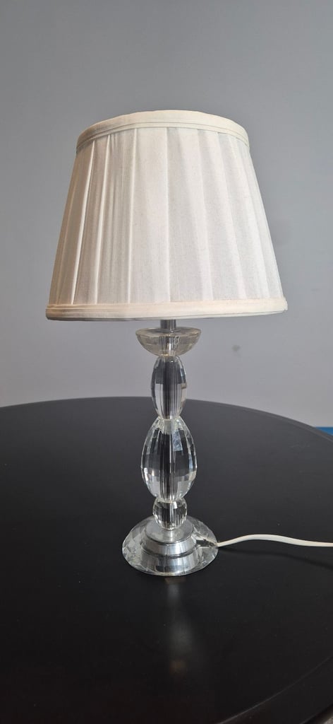 Crystal bedside table lamp 