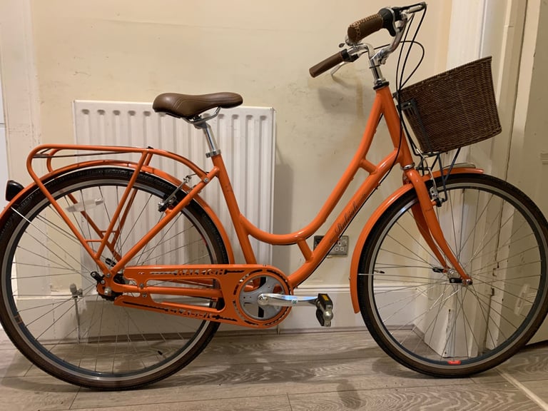 image for Raleigh Spirit Classic Bike - like new