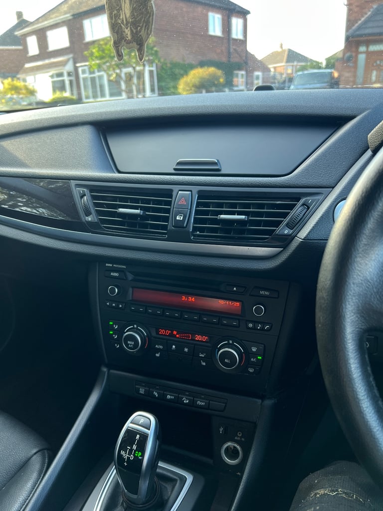 BMW X1,Automatic Transmission,Xdrive system,2.0 diesel,12 months MOT