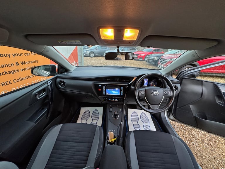 2015 Toyota Auris 1.8 VVT-h Icon Touring Sports CVT Euro 6 (s/s) 5dr ESTATE Petrol/Electric Hybri...