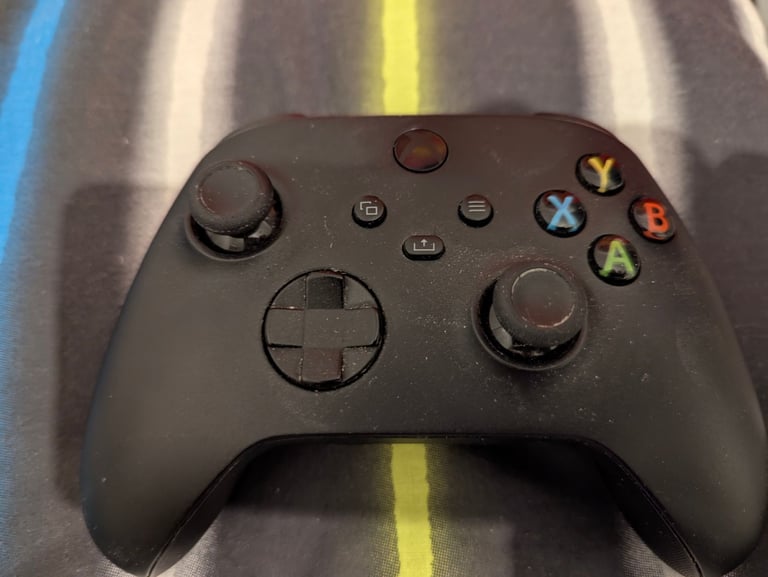 image for Xbox series x controller very good 