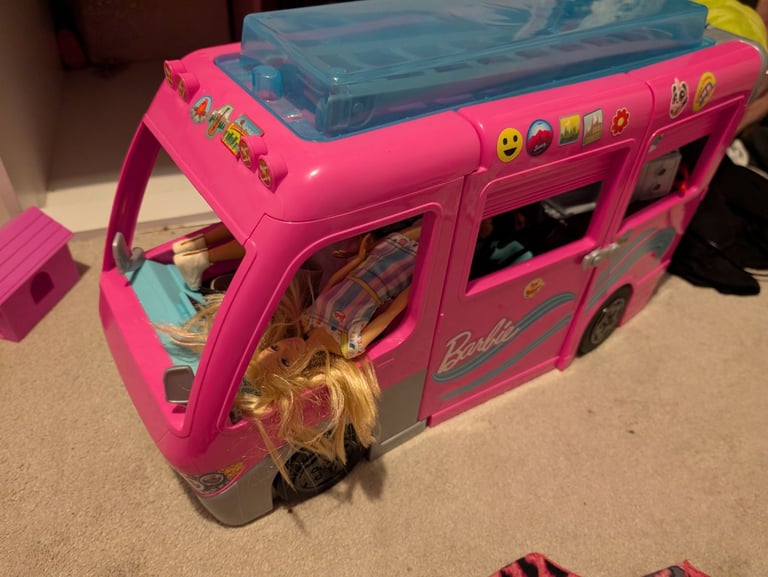 Barbie camper van 