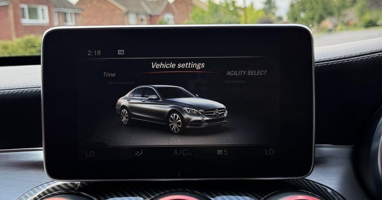 2014 Mercedes-Benz C Class 2.1 C220 BlueTEC AMG Line G-Tronic+ Euro 6 (s/s) 4dr Saloon Diesel Aut...