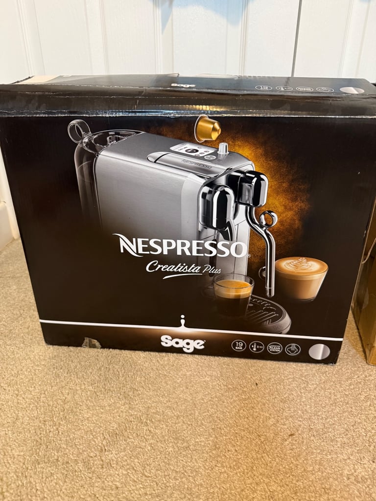 SAGE nespresso creatista plus coffee machine boxed 
