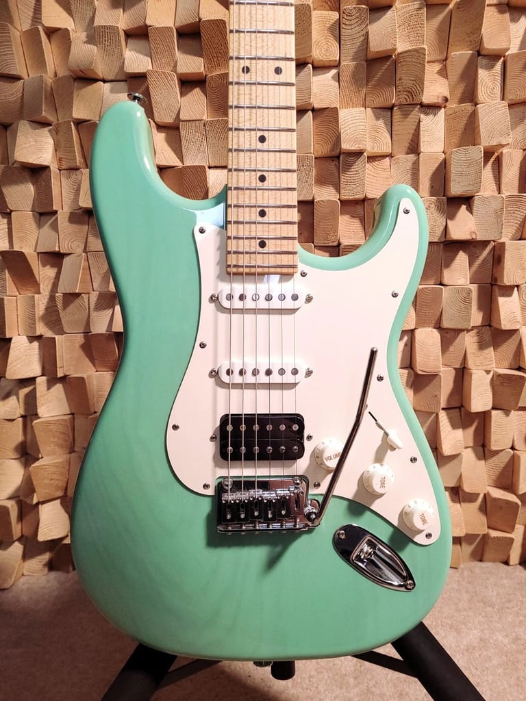 image for Suhr Classic S (trans seafoam green)