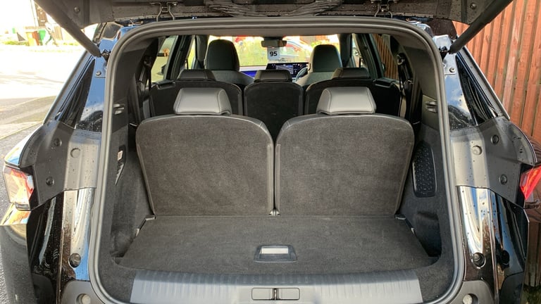 2025 Peugeot 5008 1.2 Hybrid 136 GT 5dr e-DSC6 HATCHBACK PETROL Automatic