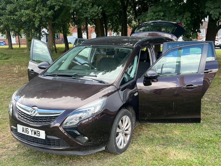 2014 Vauxhall Zafira 2.0 CDTi Exclusiv 5dr MPV Diesel Manual