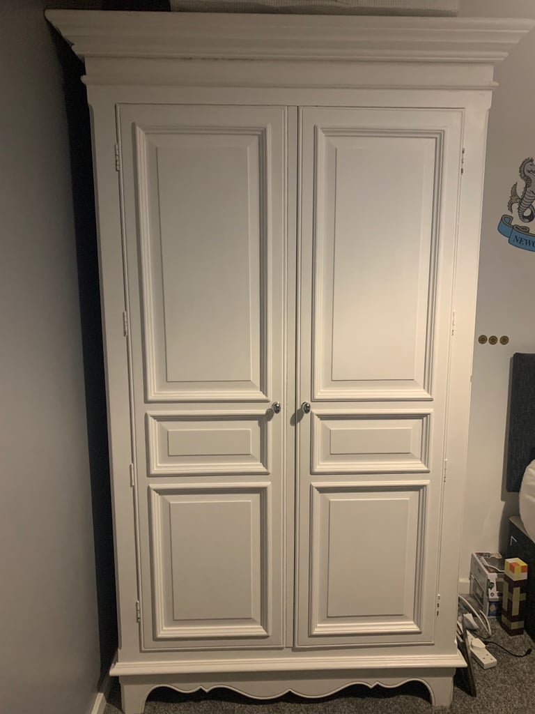 White wardrobe