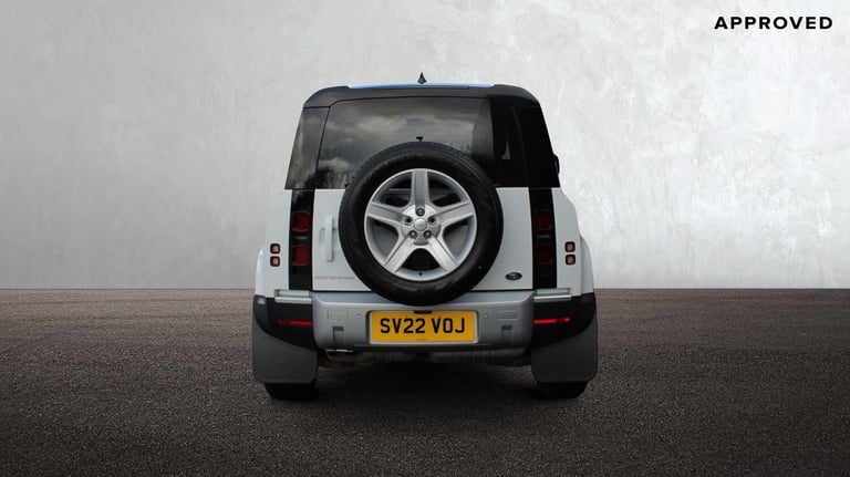 2022 Land Rover Defender 3.0 D250 SE 90 3dr Auto ESTATE DIESEL Automatic