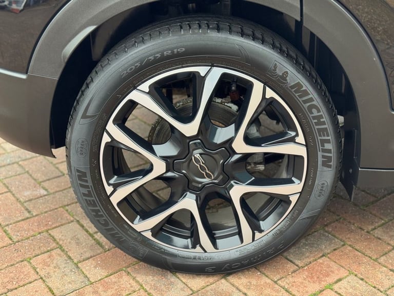 2021 Fiat 500X 1.3 FireFly Turbo MultiAir Cross Plus SUV Cinema Black Petrol DCT Euro 6 (s HATCHB...