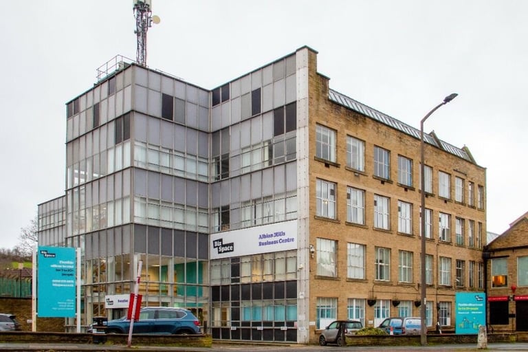 Self-storage units to rent in Bradford