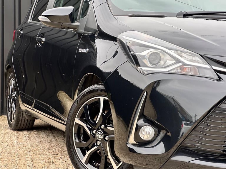 2018 Toyota Yaris 1.5 Hybrid Design 5dr CVT HATCHBACK PETROL/ELECTRIC Automatic