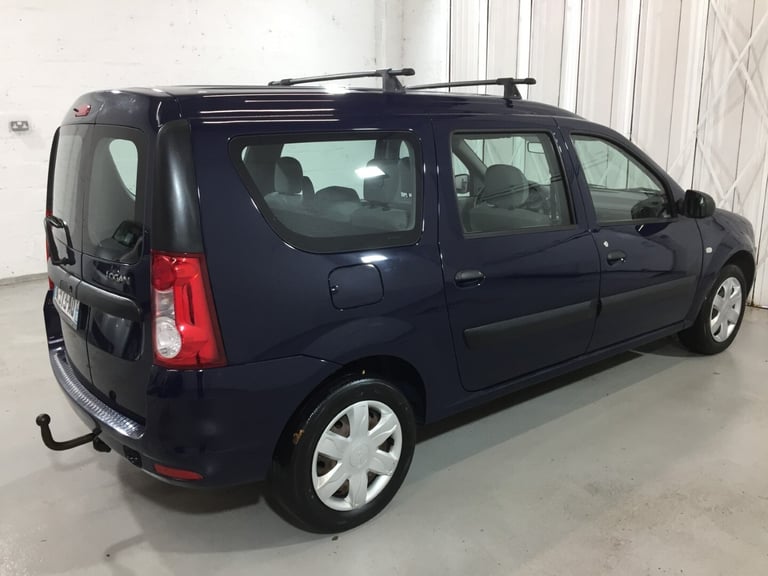 2011 Dacia Logan MCV 1.6 MPI AMBIANCE FRENCH LEFT HAND DRIVE Estate Petrol Manual