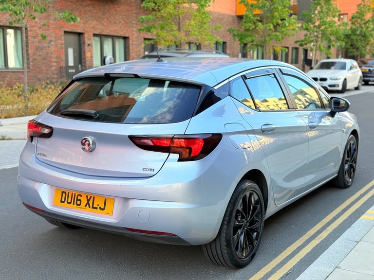 2016 Vauxhall Astra 1.6 CDTi 16V Design 5dr HATCHBACK Diesel Manual