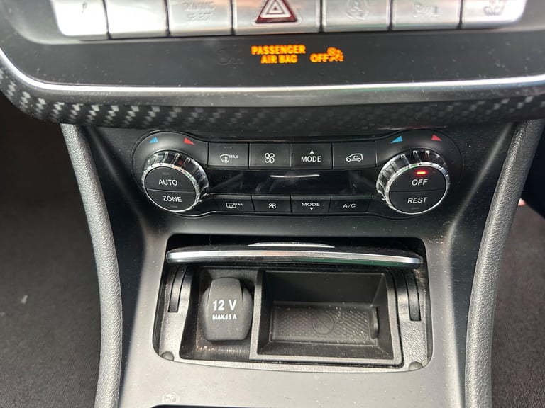2017 Mercedes-Benz A-Class 2.1 A200d AMG Line (Premium) 7G-DCT Euro 6 (s/s) 5dr HATCHBACK Diesel ...