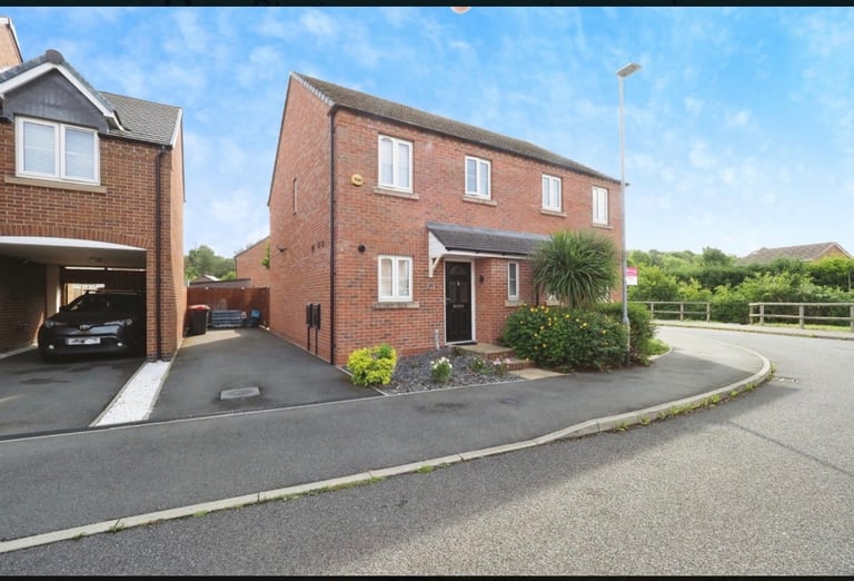3 Bed Semi-Detached House, Adams Park Way, NG17