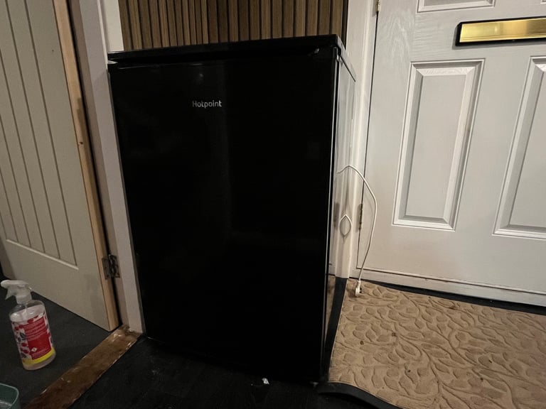 image for Hot point fridge (collection only)